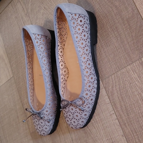 Ron White Size 40 Light Blue/Grey Leather Loafers with Cut-Out Leather Design - Picture 3 of 10